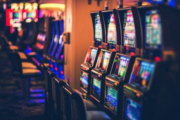 Asia Gaming roulette and baccarat tables displayed on mobile phone