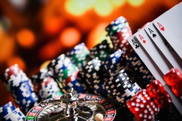 Live poker table on bgibola 88 with professional dealer and HD streaming